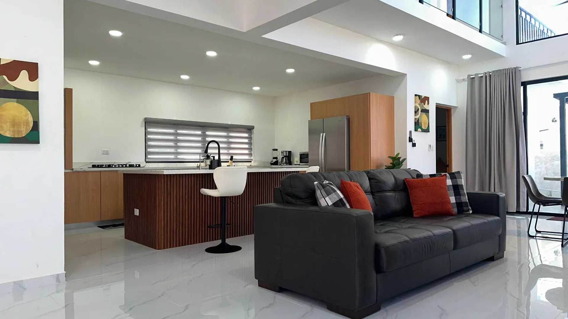 2Ja Management Group - Sov Properties Sosúa