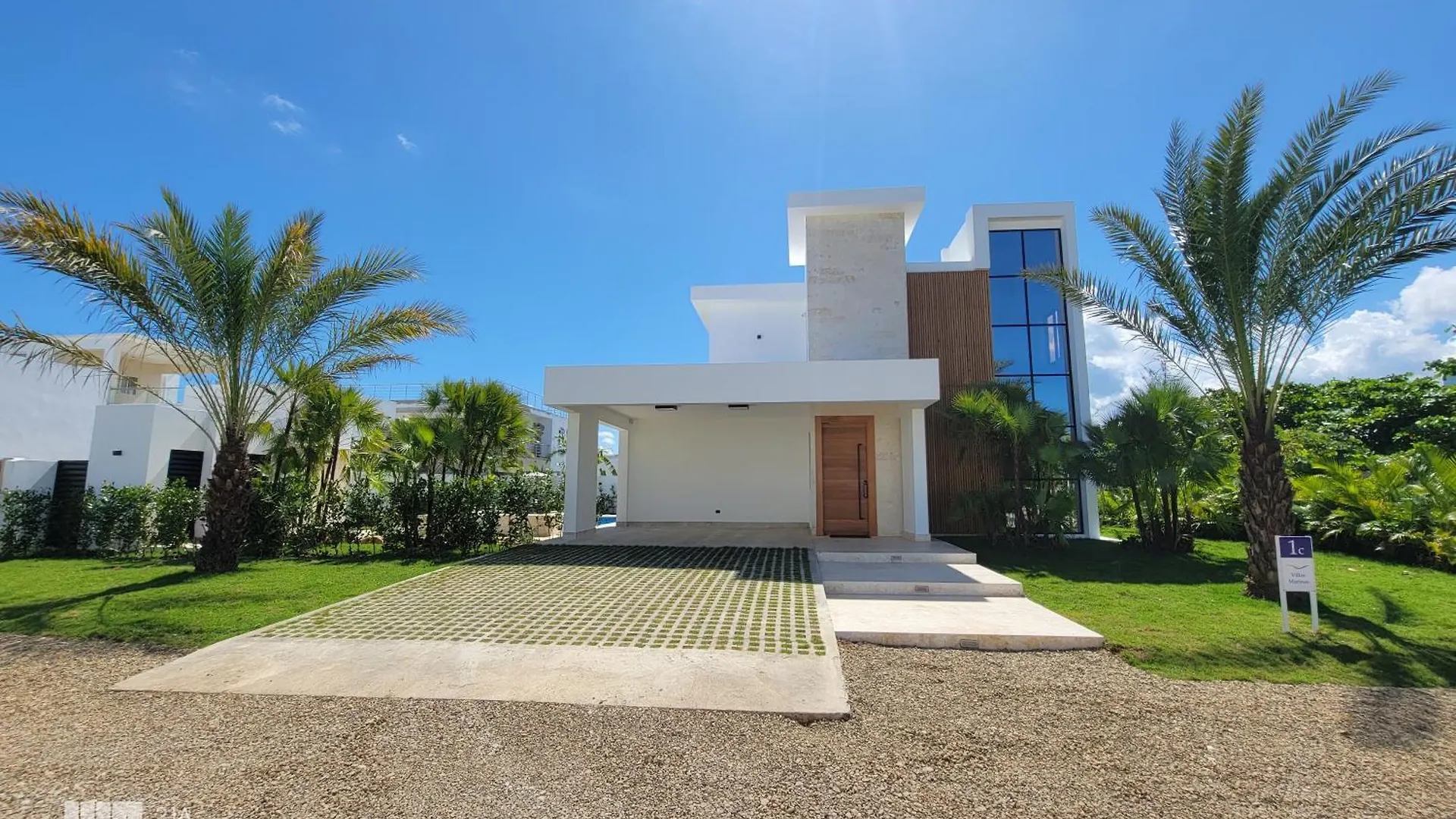 2Ja Management Group - Sov Properties Sosúa